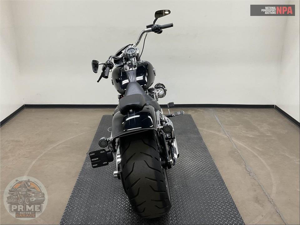 2016 Harley-Davidson FXSB BREAKOUT — фото 4