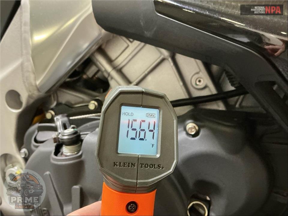 2021 Aprilia RSV4 FACTORY 1100 — фото 8