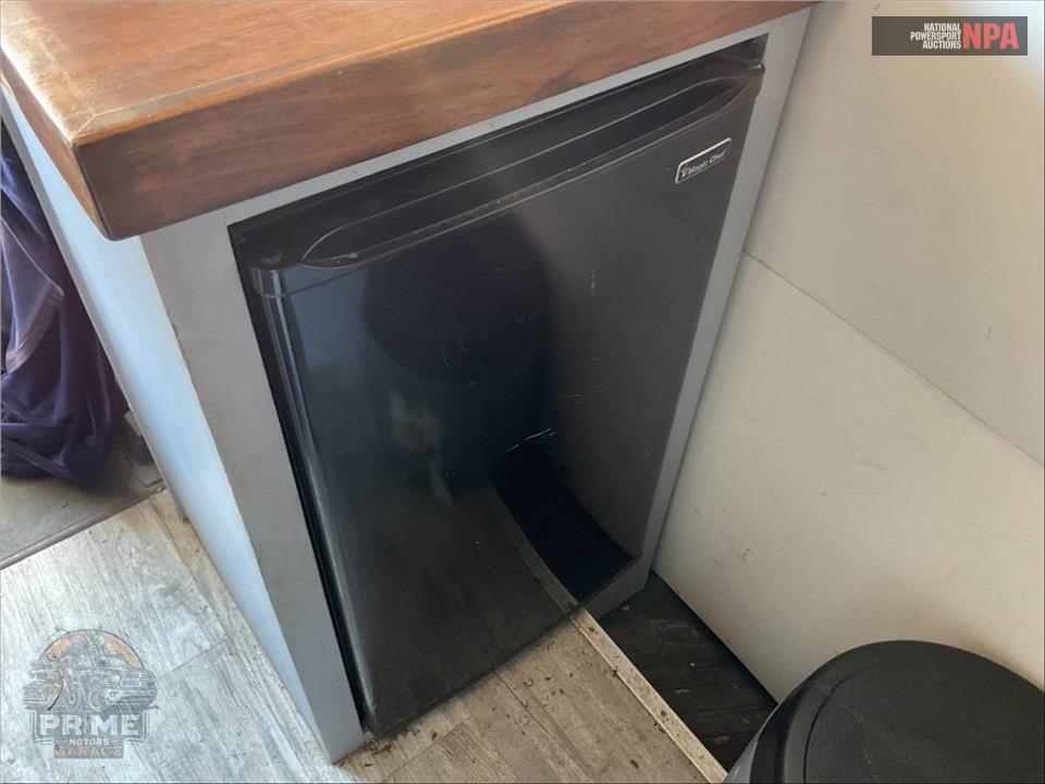2011 Mercedes-Benz SPRINTER 2500 DIESEL — фото 17