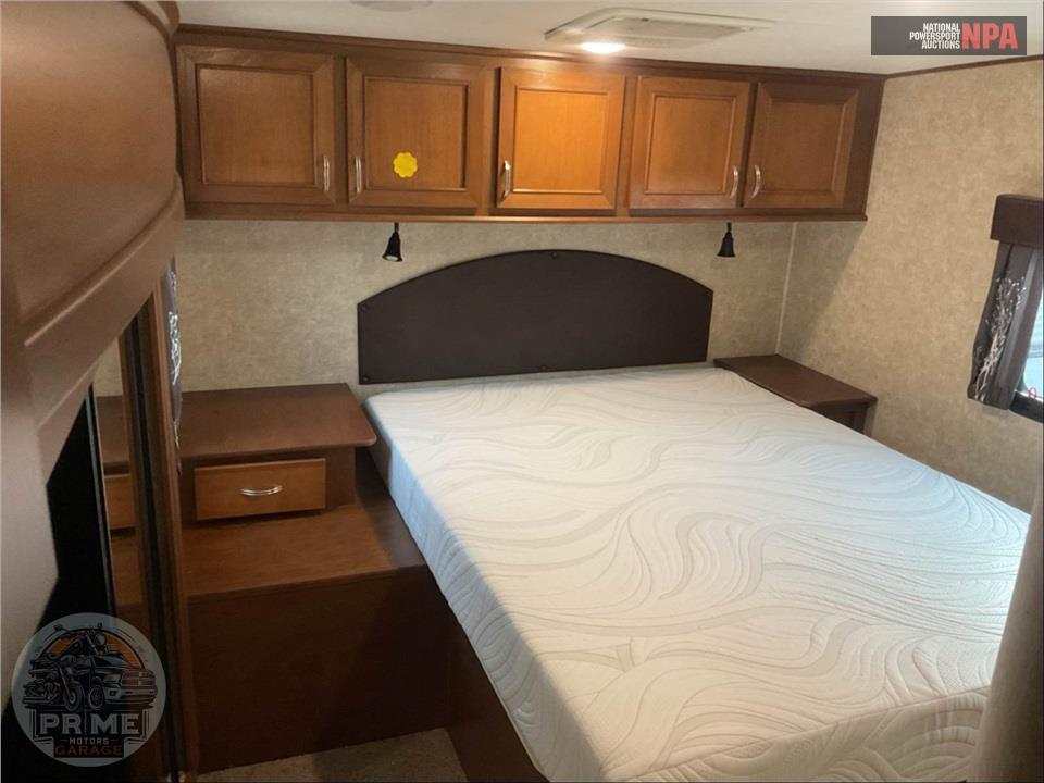 2017 Highland Ridge Rv M-376FBH - ROAMER FIFTH WHEEL SERIES — фото 11