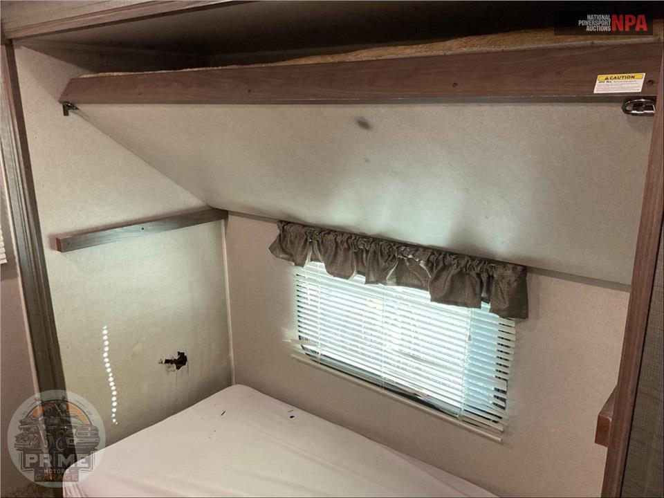 2019 Keystone Rv M-32 BHTS - HIDEOUT LUXURY SERIES — фото 14