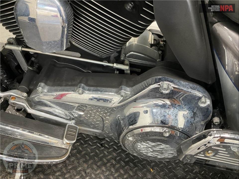 2014 Harley-Davidson FLHTK ELECTRA GLIDE ULTRA LIMITED — фото 10