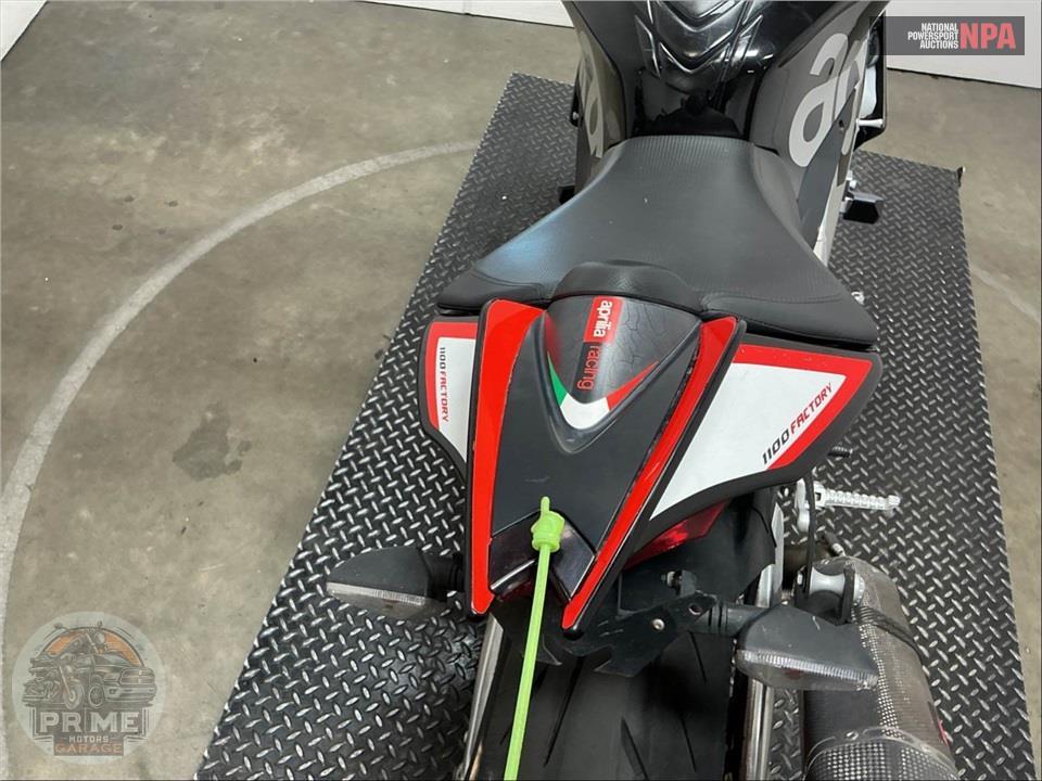 2016 Aprilia TUONO V4 1100 RR FACTORY ABS — фото 16