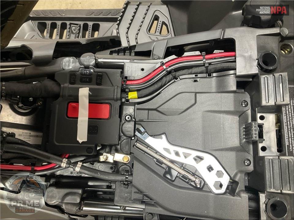2026 Can-Am OUTLANDER MAX LIMITED 1000R — фото 14