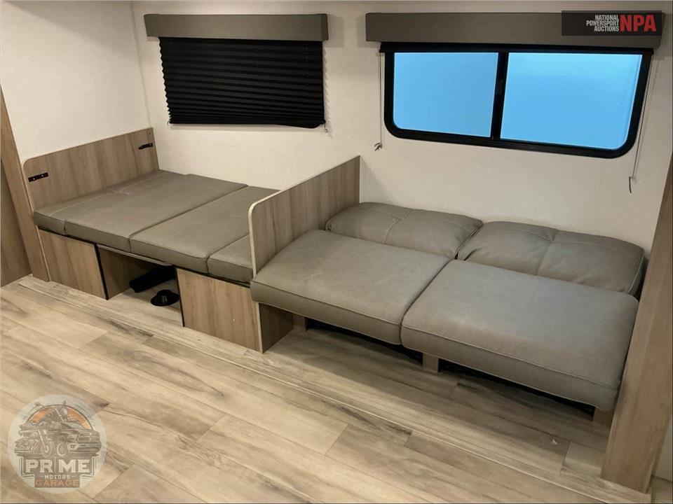 2025 Keystone Rv M-26 BX - COLEMAN LIGHT SERIES — фото 14