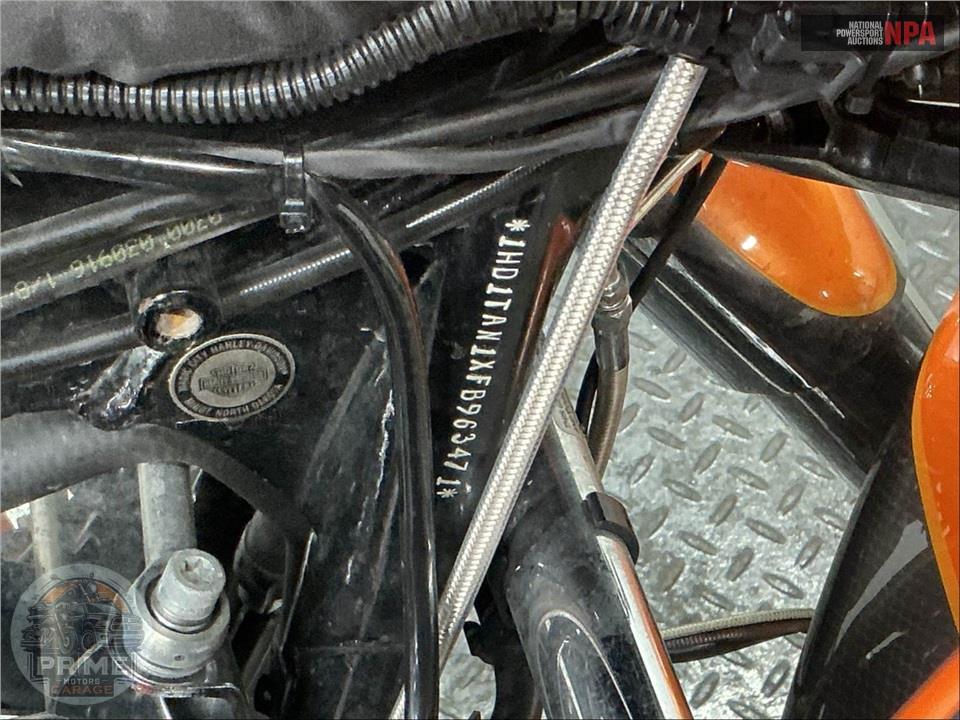2015 Harley-Davidson FLTRUSE CVO ROAD GLIDE ULTRA — фото 37