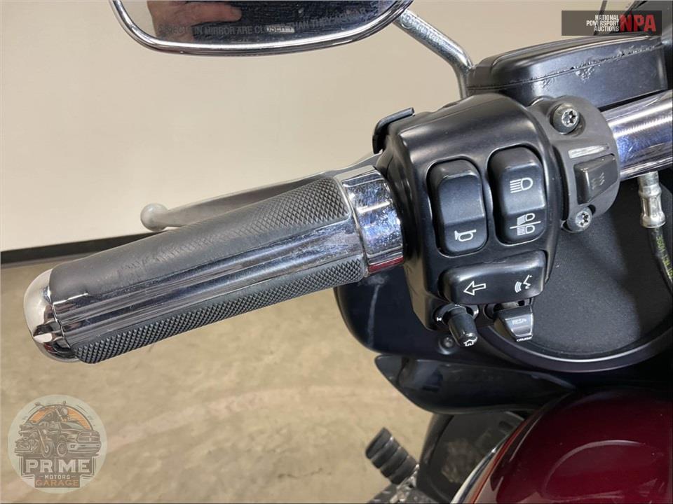 2016 Harley-Davidson FLHTCU ULTRA CLASSIC ELECTRA GLIDE — фото 35