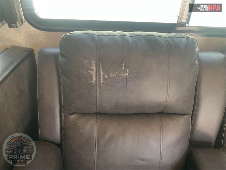 2019 Keystone Rv M-362 RD - MONTANA HIGH COUNTRY FIFTH WHEEL SERIES — фото 10