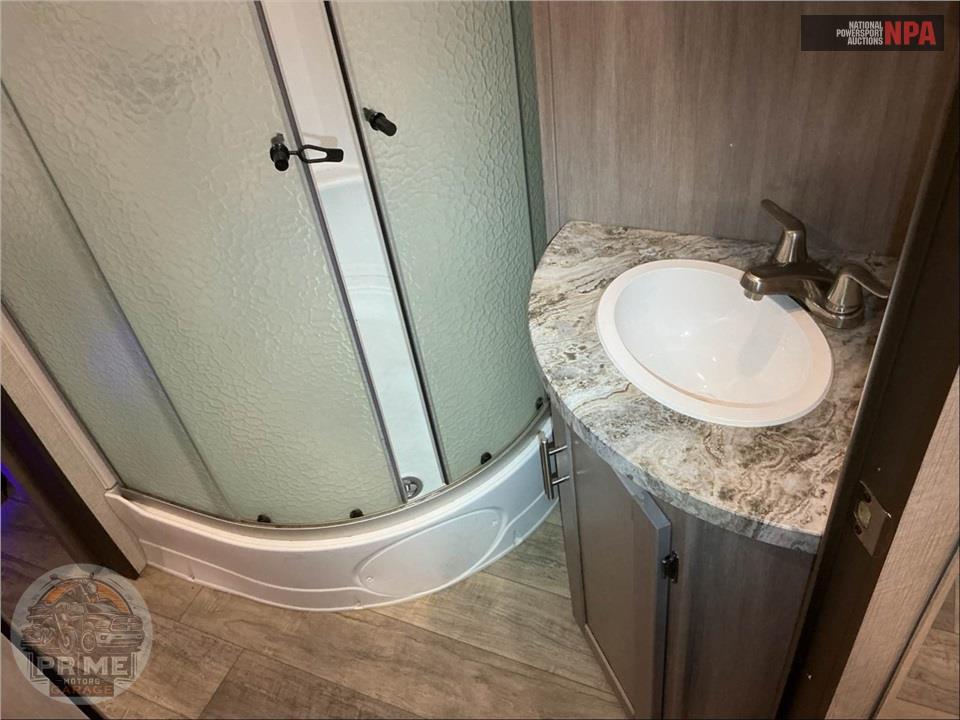 2021 Crossroads Rv M-331 BH SUNSET TRAIL SUPER LITE SERIES — фото 16
