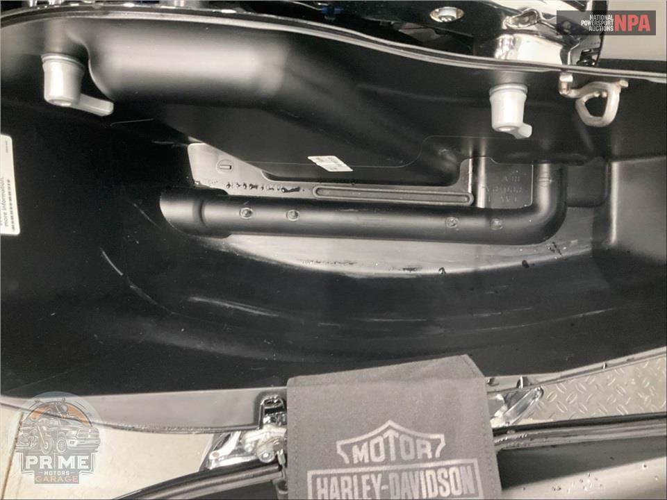 2025 Harley-Davidson FLHX STREET GLIDE — фото 20
