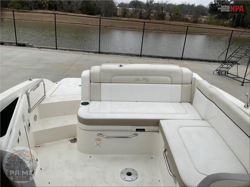 2013 Sea Ray Boats 260 SUNDECK SUNDECK SERIES L=26/E=1-SD — фото 23