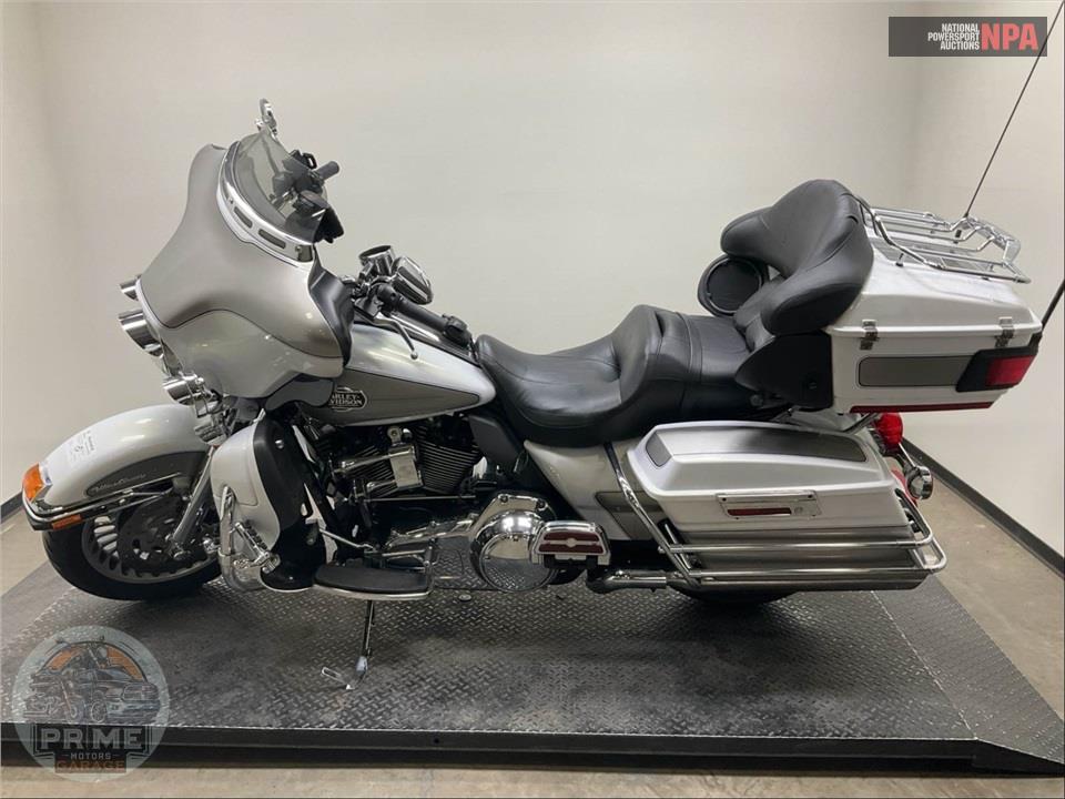 2009 Harley-Davidson FLHTCU ULTRA CLASSIC ELECTRA GLIDE — фото 3