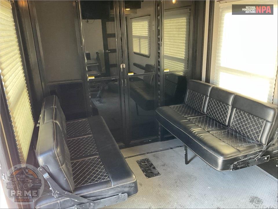 2019 Keystone Rv M-424 - FUZION TOY HAULER TOY HAULER SERIES — фото 15