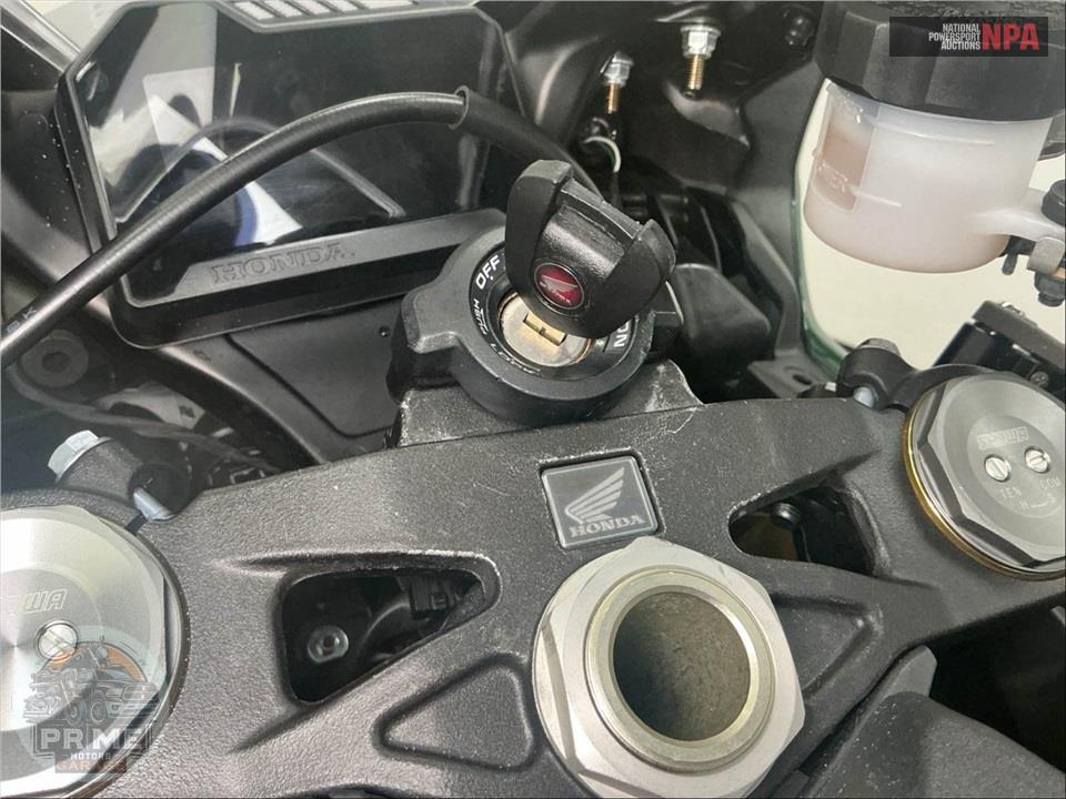 2024 Honda CBR1000RR ABS — фото 13