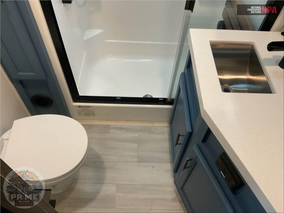 2021 Grand Design Recreational Vehicles M-378MBS - SOLITUDE FIFTH WHEEL SERIES — фото 18