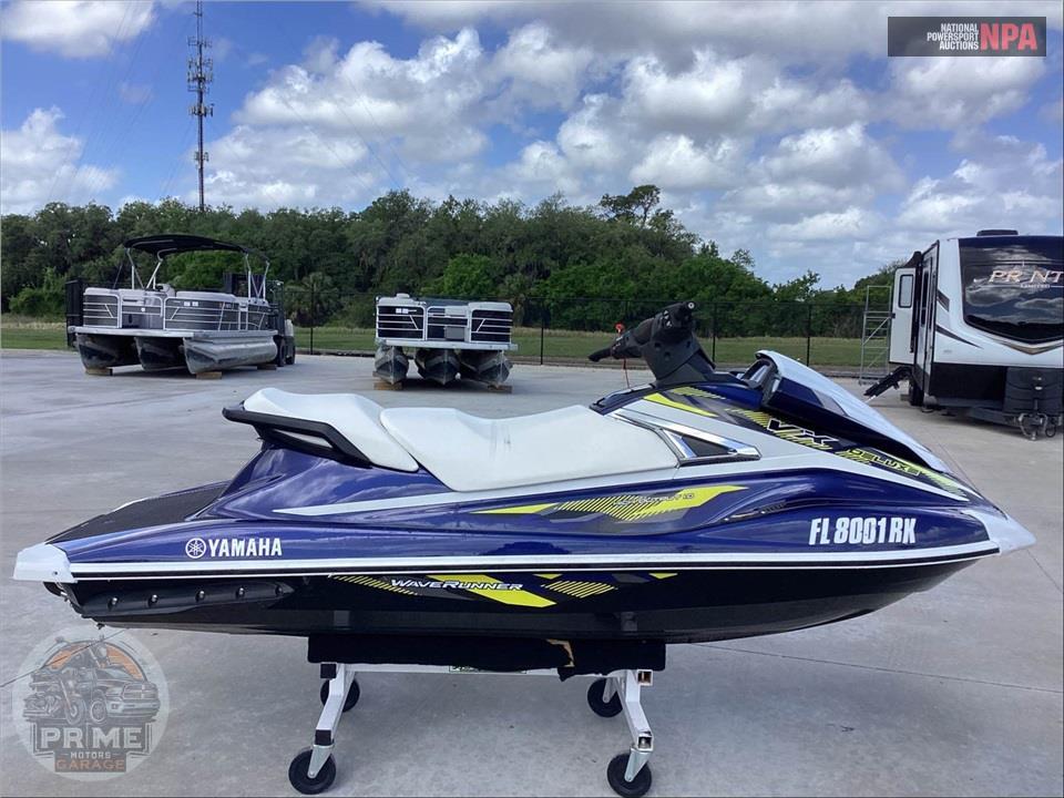 2017 Yamaha WAVE RUNNER VX DELUXE — фото 1