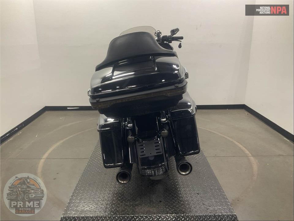 2017 Harley-Davidson FLTRXS ROAD GLIDE SPECIAL — фото 4