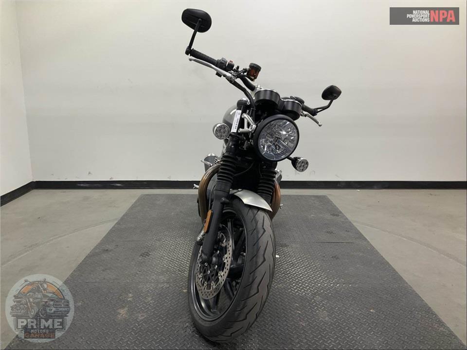 2021 Triumph SPEED TWIN 1200 (TWO-TONE) — фото 2