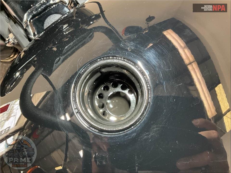 2020 Harley-Davidson FXBB STREET BOB — фото 15