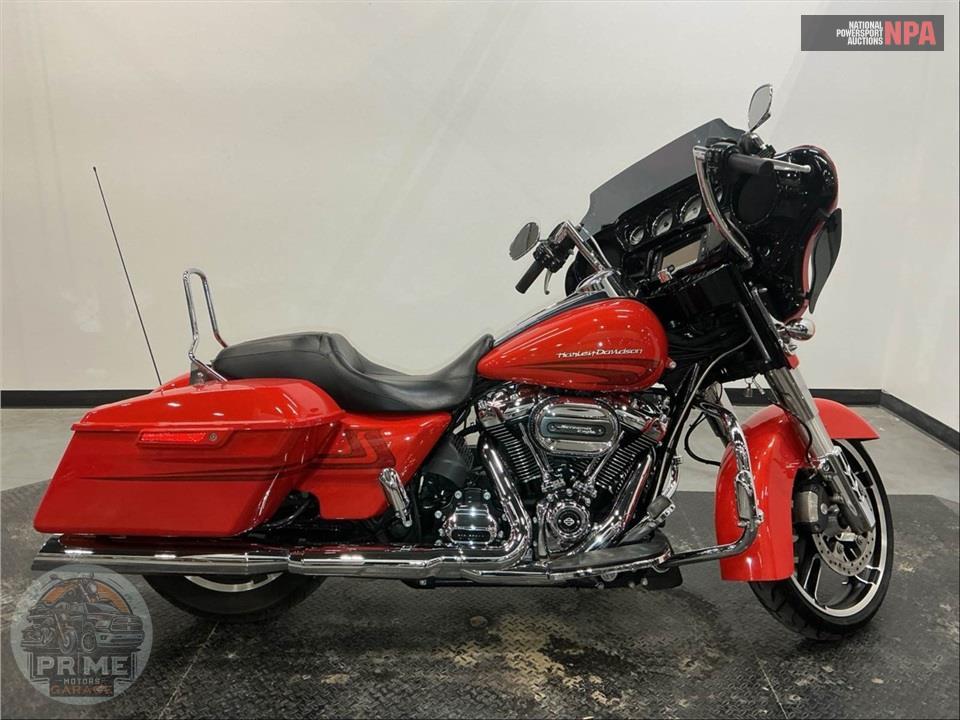 2017 Harley-Davidson FLHXS STREET GLIDE SPECIAL — фото 1