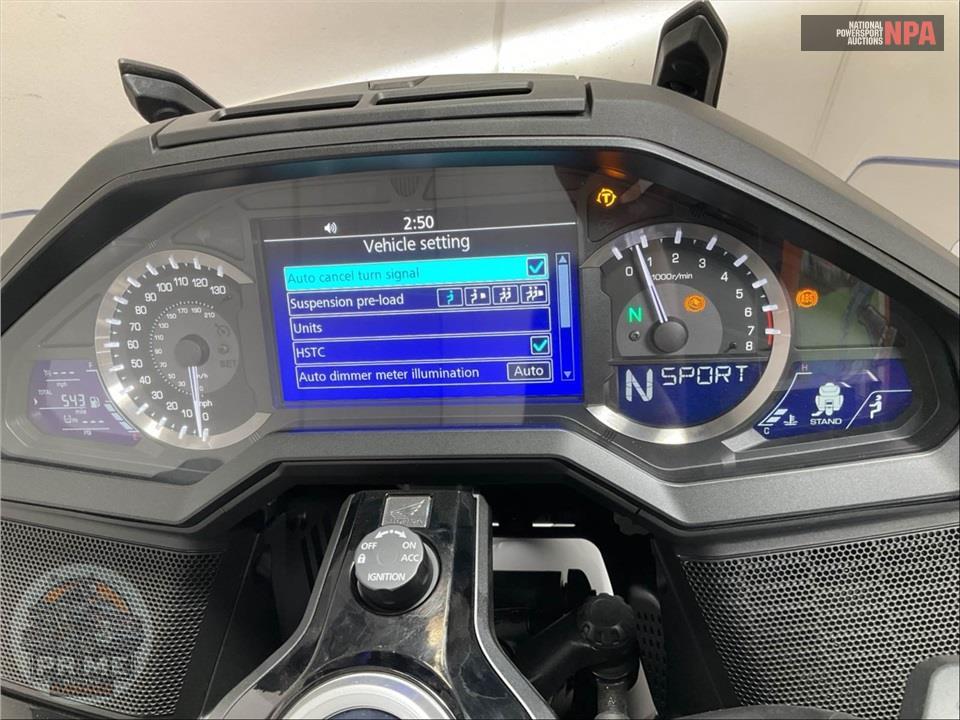 2024 Honda GL1800D GOLDWING TOUR DCT — фото 5