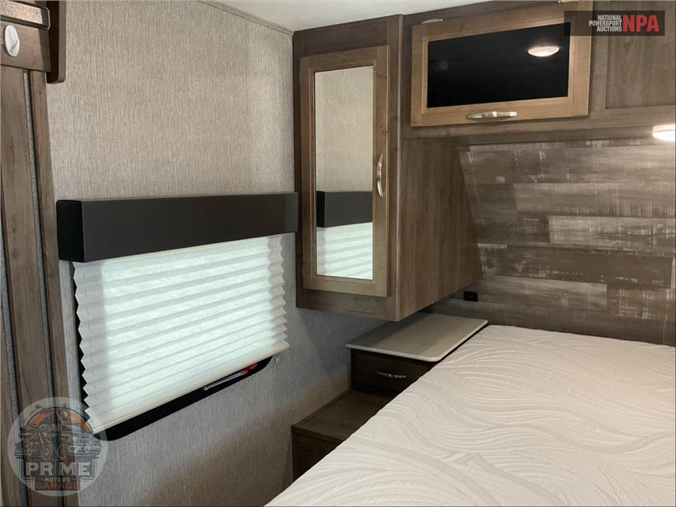 2020 Coleman By Dutchmen M-1805RB LIGHT SERIES — фото 12