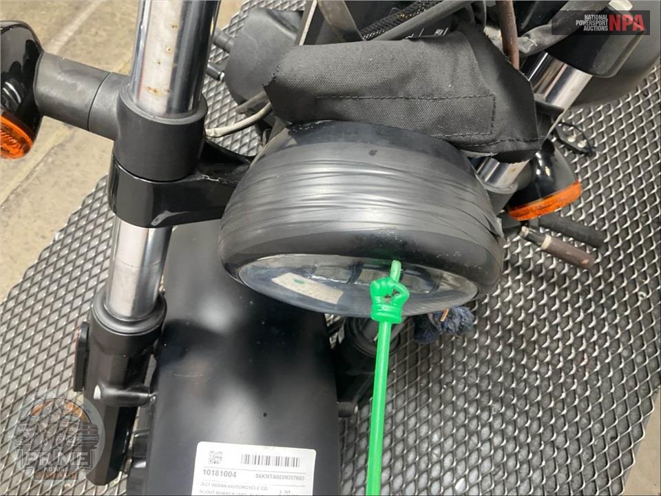 2021 Indian Motorcycle SCOUT BOBBER (ABS, BLACK SMOKE) — фото 28