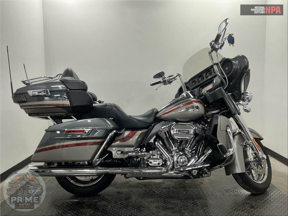 2016 HARLEY-DAVIDSON FLHTKSE CVO ULTRA LIMITED