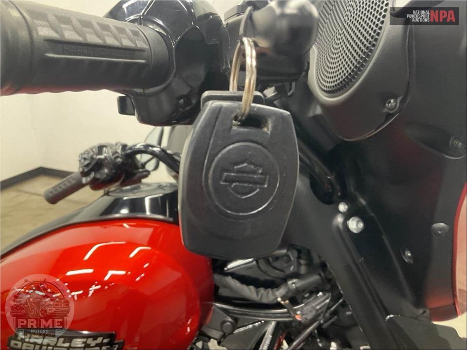 2024 Harley-Davidson FLHX STREET GLIDE — фото 12