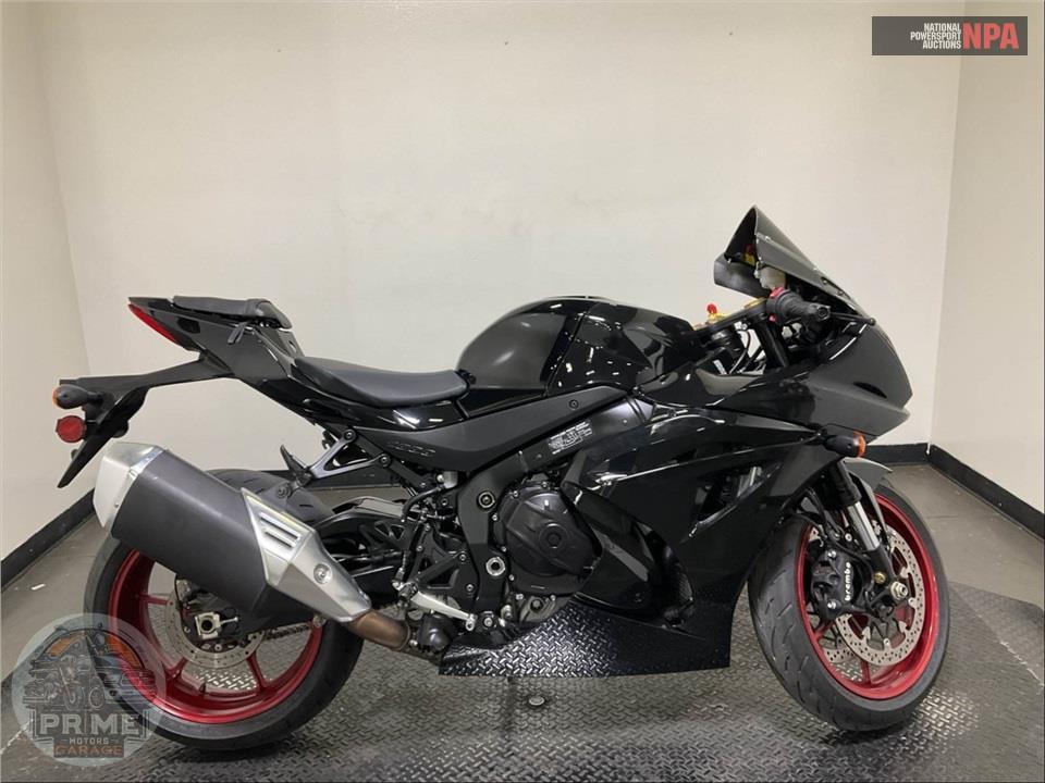 2025 Suzuki GSX-R1000AM5 — фото 1
