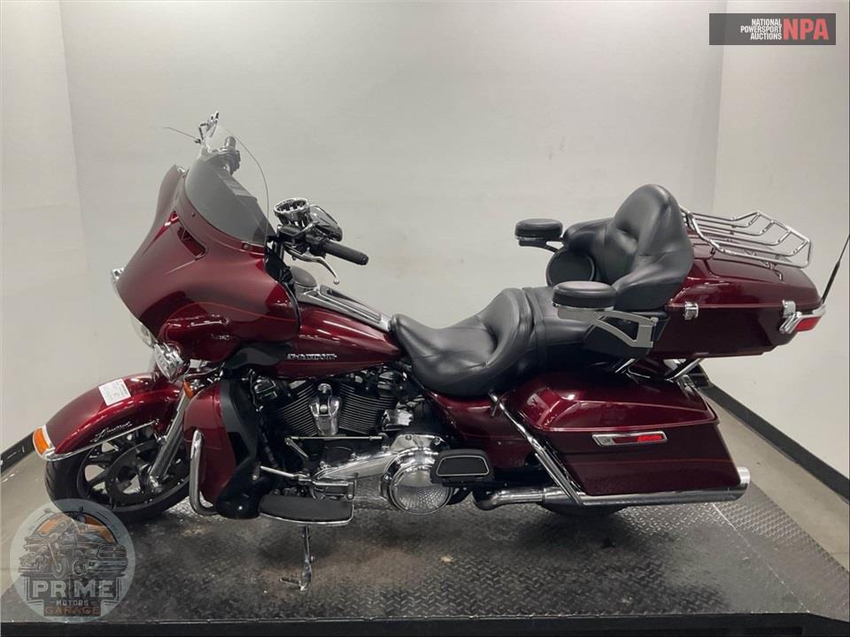 2017 Harley-Davidson FLHTK ULTRA LIMITED — фото 3