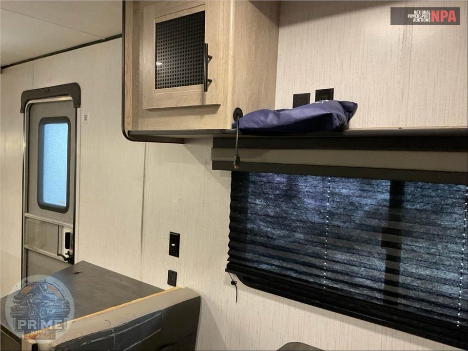 2021 Heartland Rvs M-240RB - PROWLER SERIES — фото 8