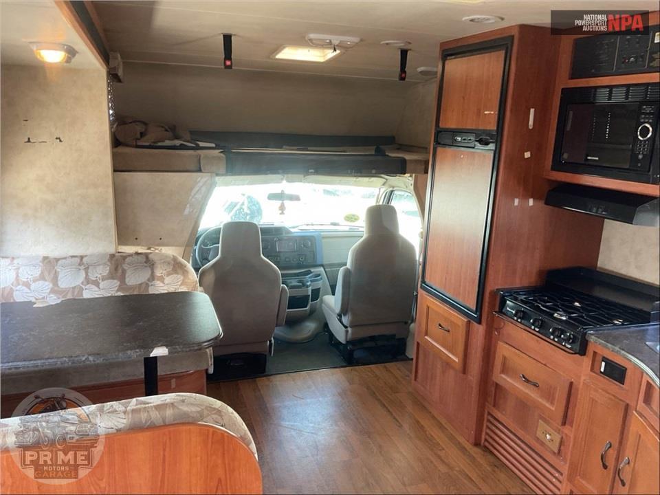 2011 Coachmen By Forest River M-31 FK FORD E45 - FREELANDER SERIES — фото 8