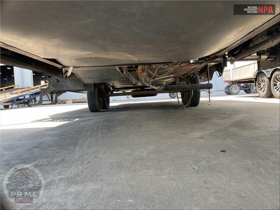 2015 Coachmen By Forest River M-360 IBL - CHAPARRAL FIFTH WHEEL SERIES — фото 45