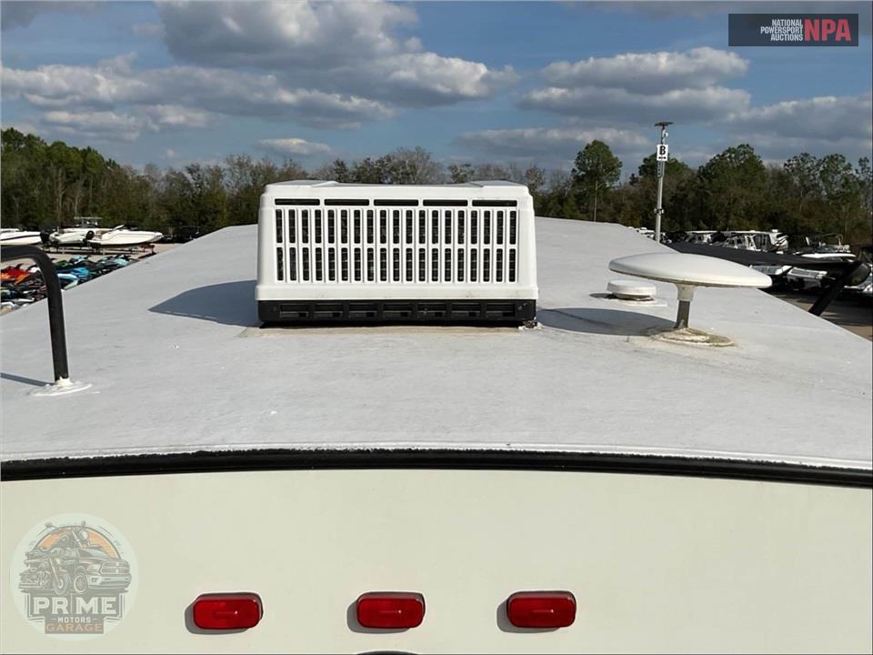 2017 Sabre By Forest River M-36BHQ - FIFTH WHEEL SERIES — фото 35