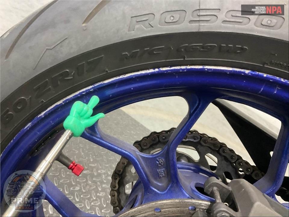 2015 Yamaha YZF-R3 — фото 15