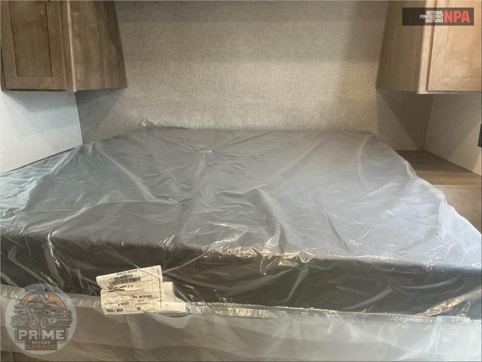 2025 Keystone Rv M-1700 FQ - SPRINGDALE MINI SERIES — фото 11