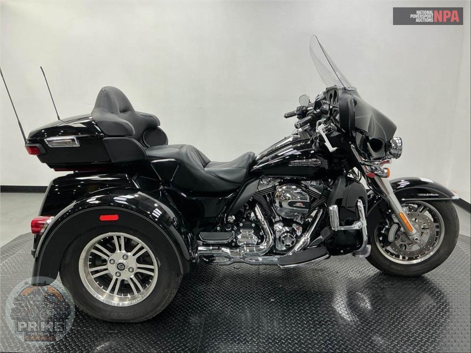2014 HARLEY-DAVIDSON FLHTCUTG TRIGLIDE ULTRA CLASSIC