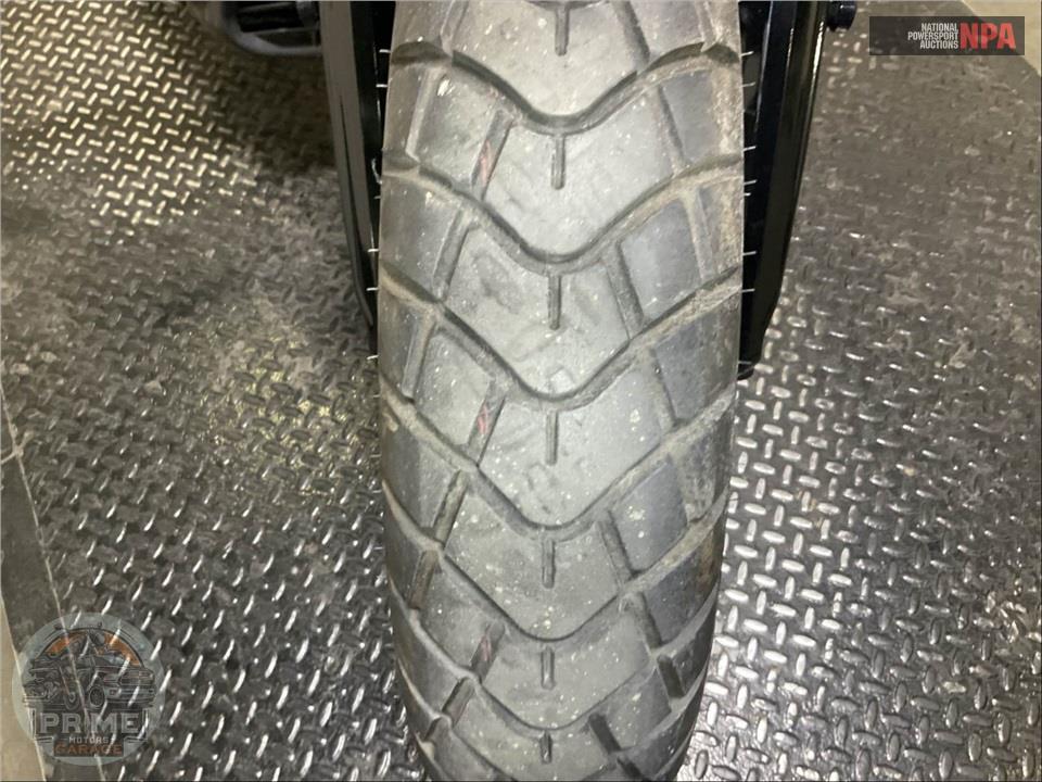 2019 Indian Motorcycle SCOUT BOBBER — фото 19