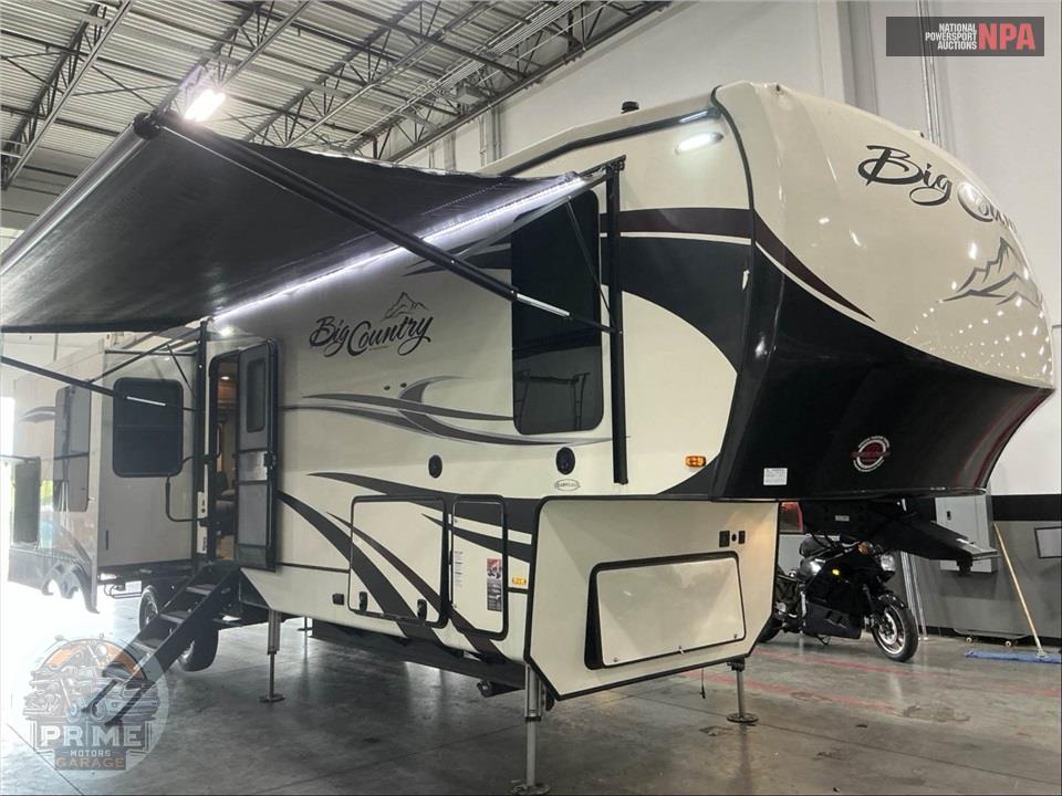 2018 Heartland Rvs M-3310QSCK - BIG COUNTRY FIFTH WHEEL SERIES — фото 1