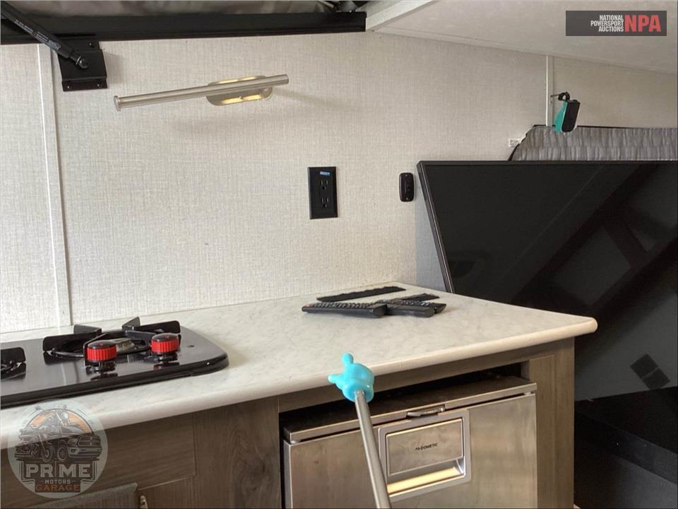 2023 Coachmen By Forest River M-12.0TD XL - CLIPPER SERIES — фото 16