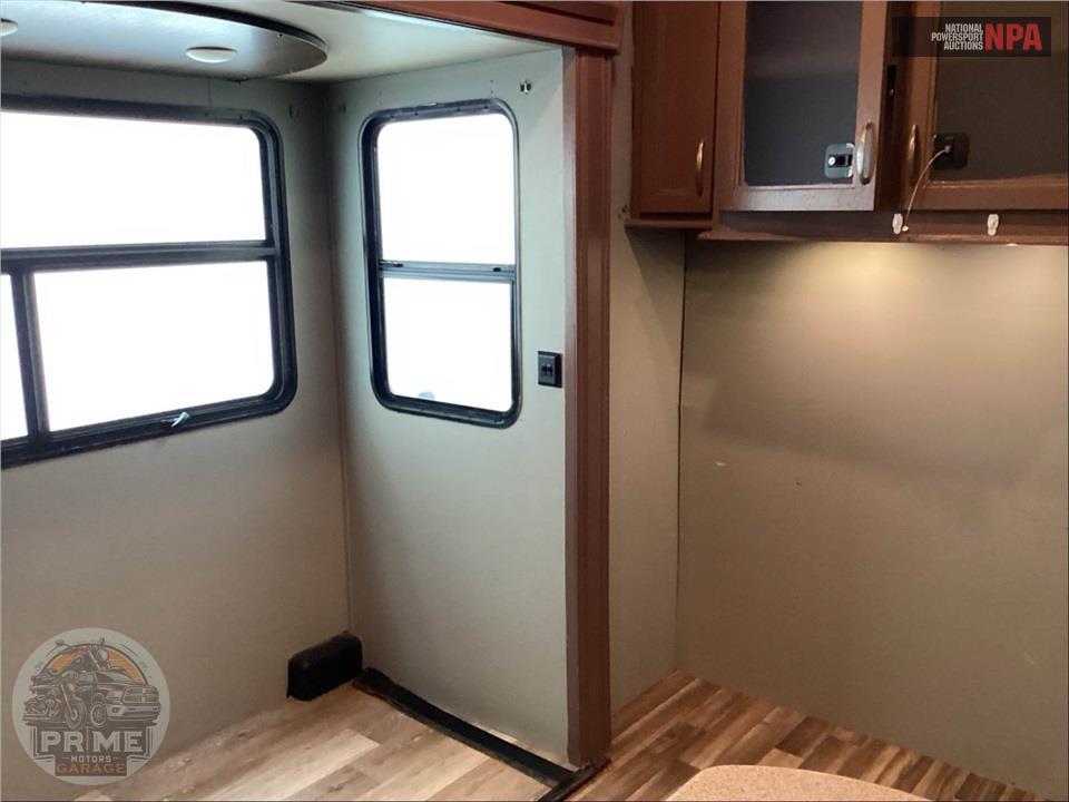 2018 Keystone Rv M-358 BH Montana High Country Fifth Wheel Series — фото 9