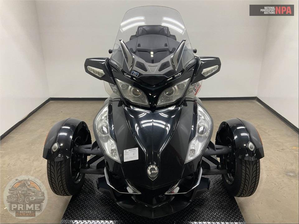 2010 Can-Am SPYDER RT-S SE5 — фото 2
