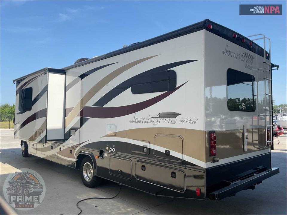 2015 Jamboree M-31D FORD E450 6.8 LITER - SPORT SERIES — фото 4