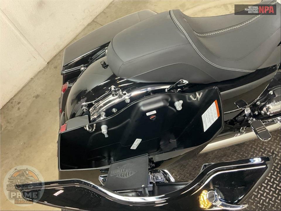 2025 Harley-Davidson FLTRX ROAD GLIDE — фото 17