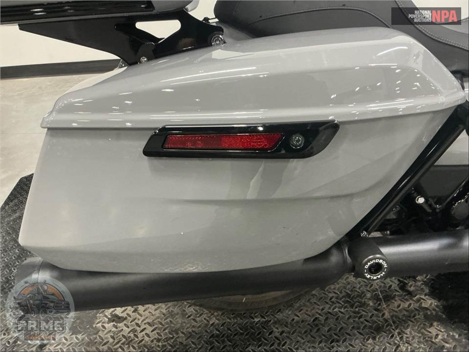 2025 Harley-Davidson FLTRX ROAD GLIDE — фото 17