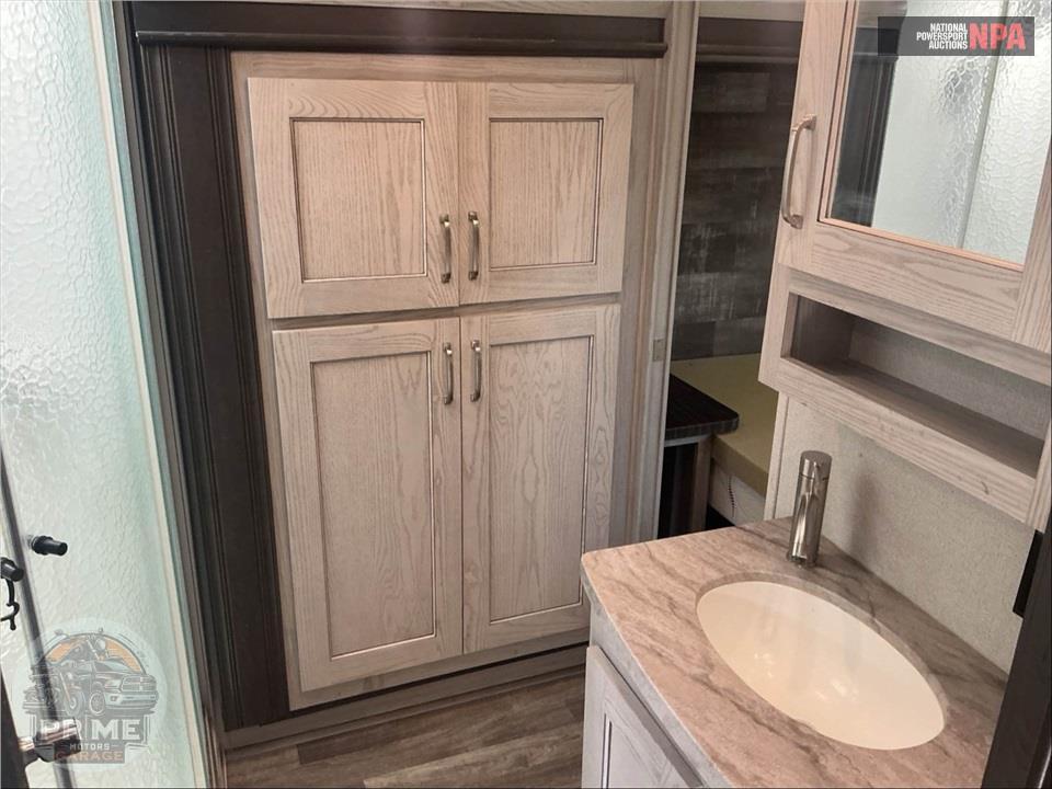 2021 Keystone Rv M-295 RL - MONTANA HIGH COUNTRY FIFTH WHEEL SERIES — фото 16