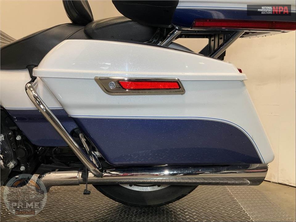 2015 Harley-Davidson FLHTCUL ULTRA CLASSIC LOW — фото 18
