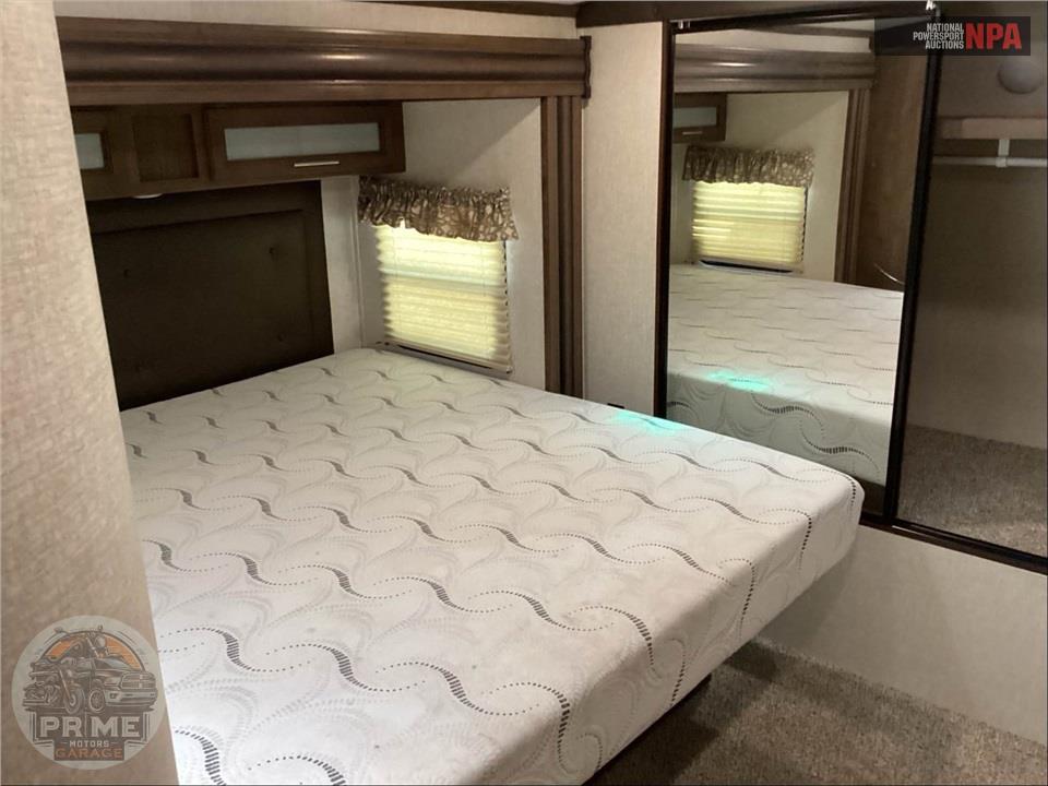 2020 Keystone Rv M-30 RKD - COUGAR SERIES — фото 11
