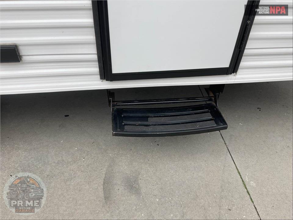 2025 Crossroads Rv M-18BH - ZINGER LITE SERIES — фото 28